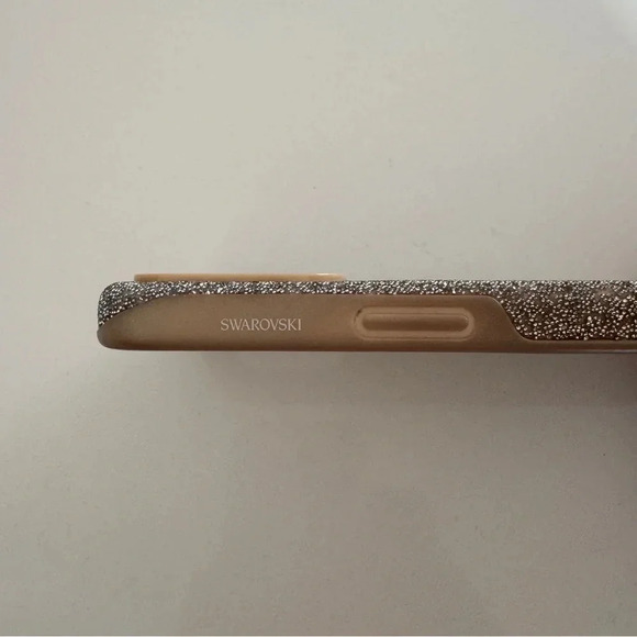 SWAROVSKI- Phone Case- IPhone 15 Pro Max- Crystal- Ombré- Sparkle- Gold- Box - Picture 11 of 16